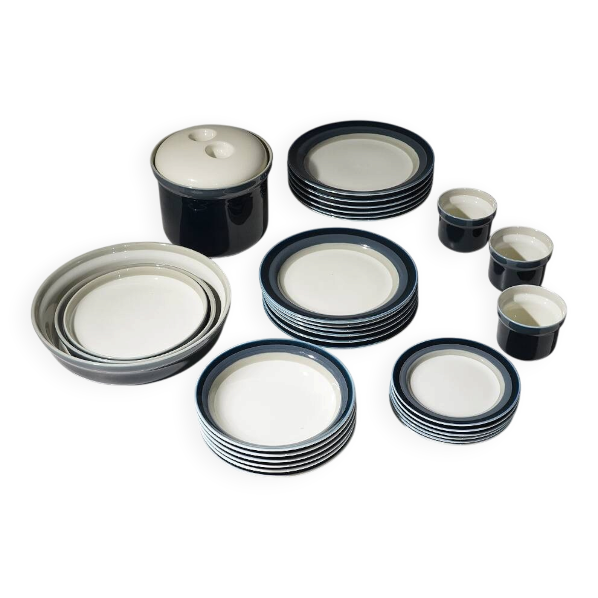 “Eco” Dinnerware Set by Giovanni Garibaldi for Ginori, 1970s