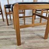 Ensemble de quatre chaises en hêtre et cuir