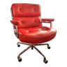 Lobby Chair rouge Charles Eames édition Vitra