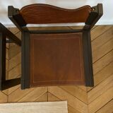 2 chaises en bois et cuir