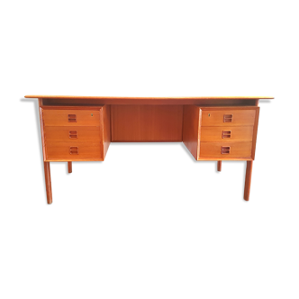 Arne Vodder teak Scandinavian Desk Manufactured By Sibast, 1960s