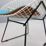 Diamond chair by Harry Bertoia in white & black metal and new blue seating