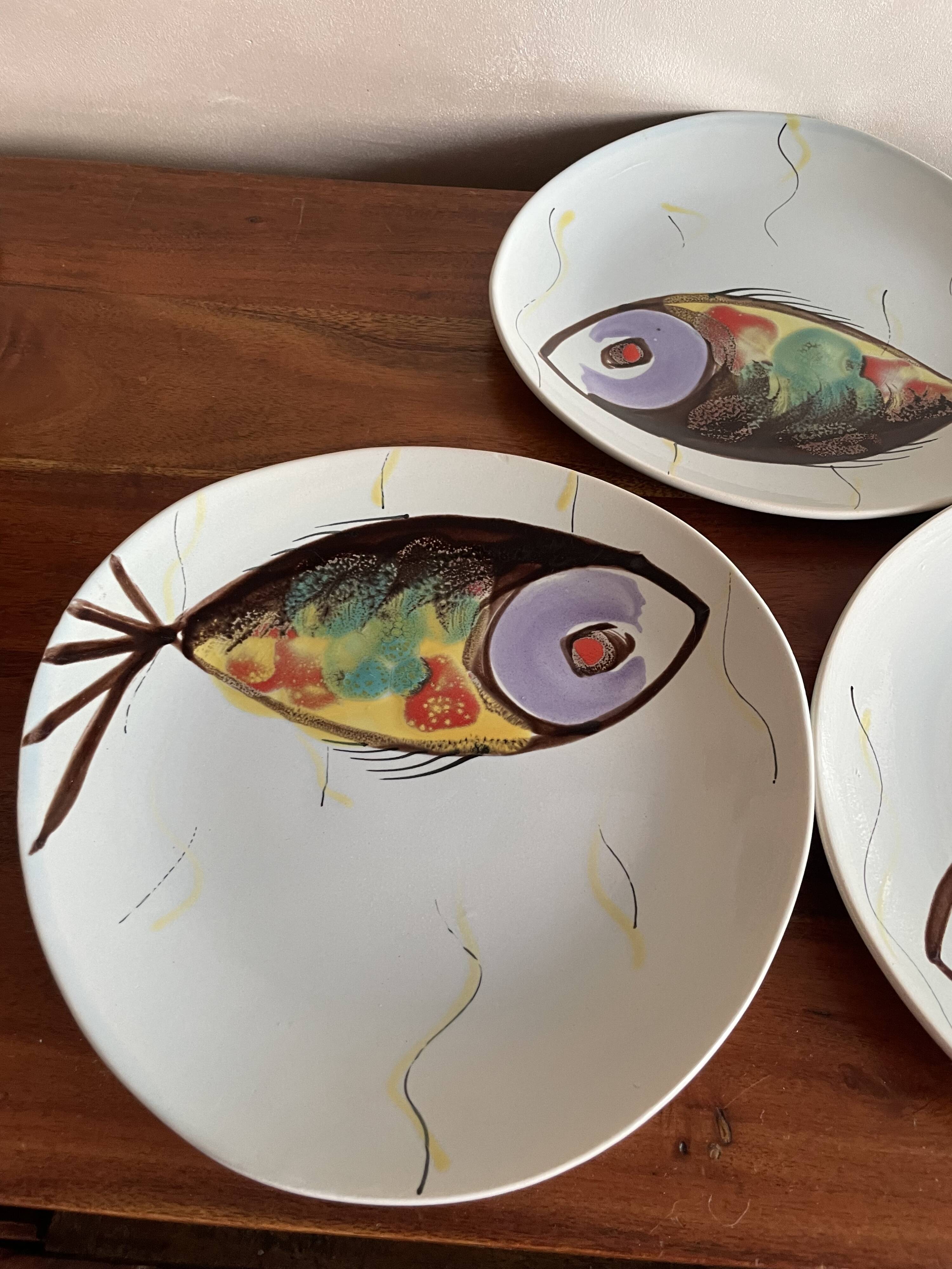 3 Pornic fish plates