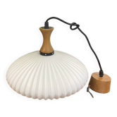Grande suspension Louis Kalff opaline & teck