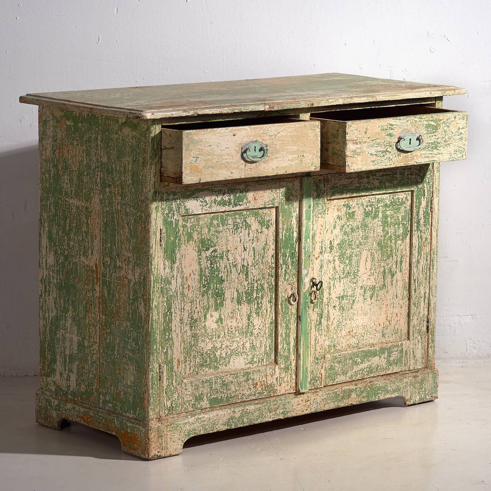 Antique bedroom chest of drawers with green tones (c.1920) #8