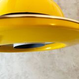 Yellow Pendant Hat Lamp de Hans Agne Jakobsson, Markaryd Sweden