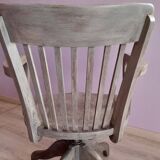 Swivel office chair in gray lacquered wood