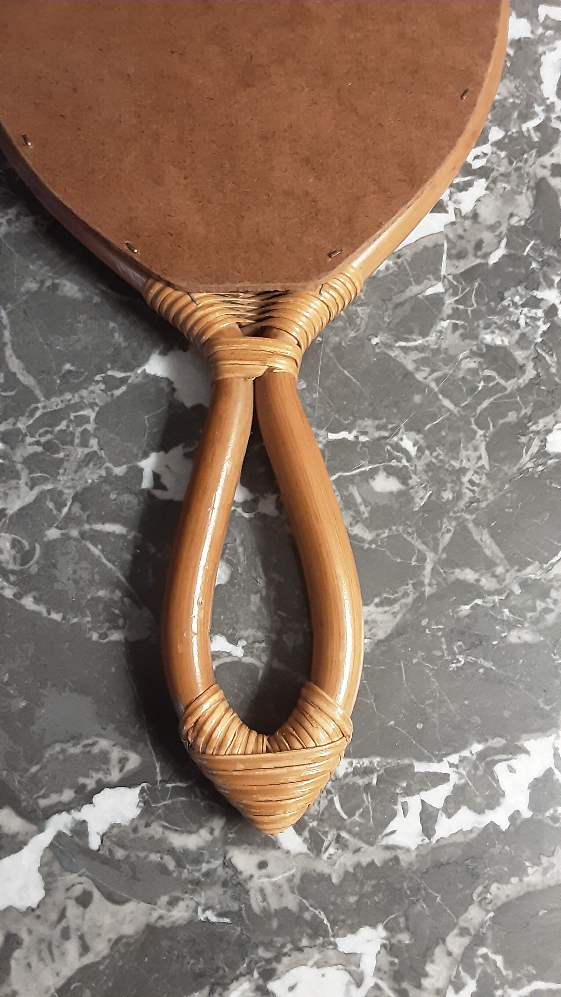 Hand-faced mirror - rattan - year 70