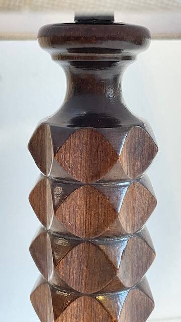 Lampe bois façon Charles Dudouyt