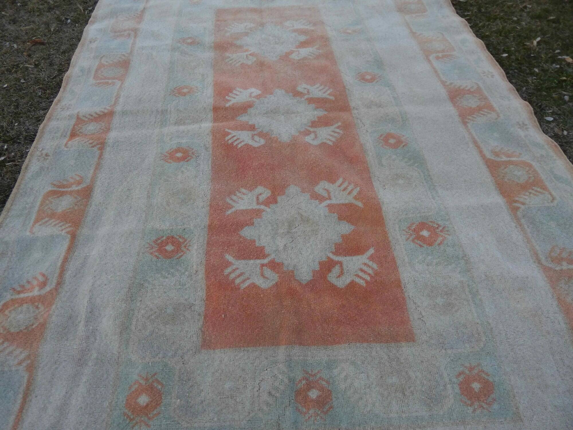 Vintage Turkish Oushak rug 195x312 cm