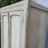 Small Parisian wardrobe