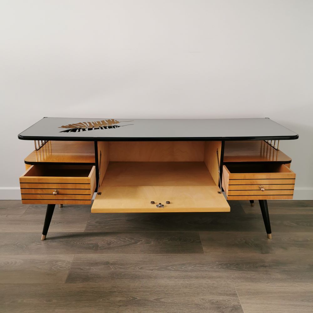 Vintage dressing table