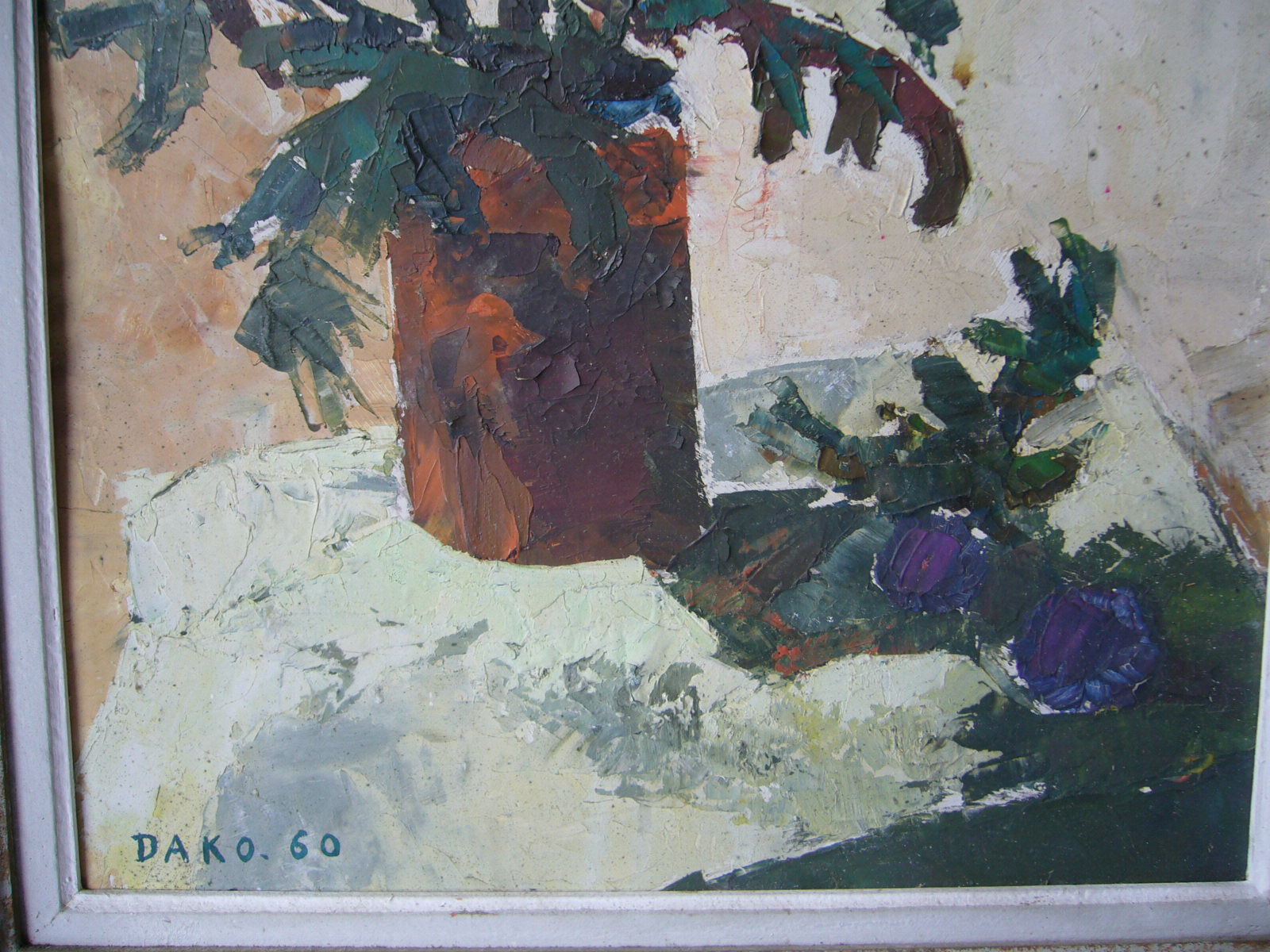 oil on cardboard table represents a bouquet. signed,dated