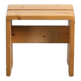Tabouret en pin massif, Les Arcs.