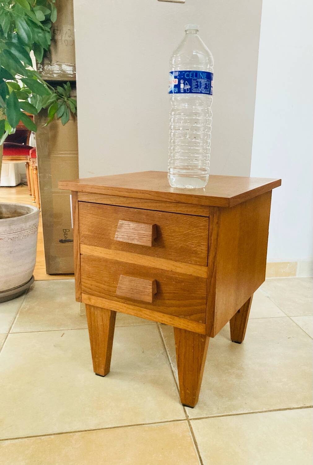 Art Deco oak bedside table from the early 20th century