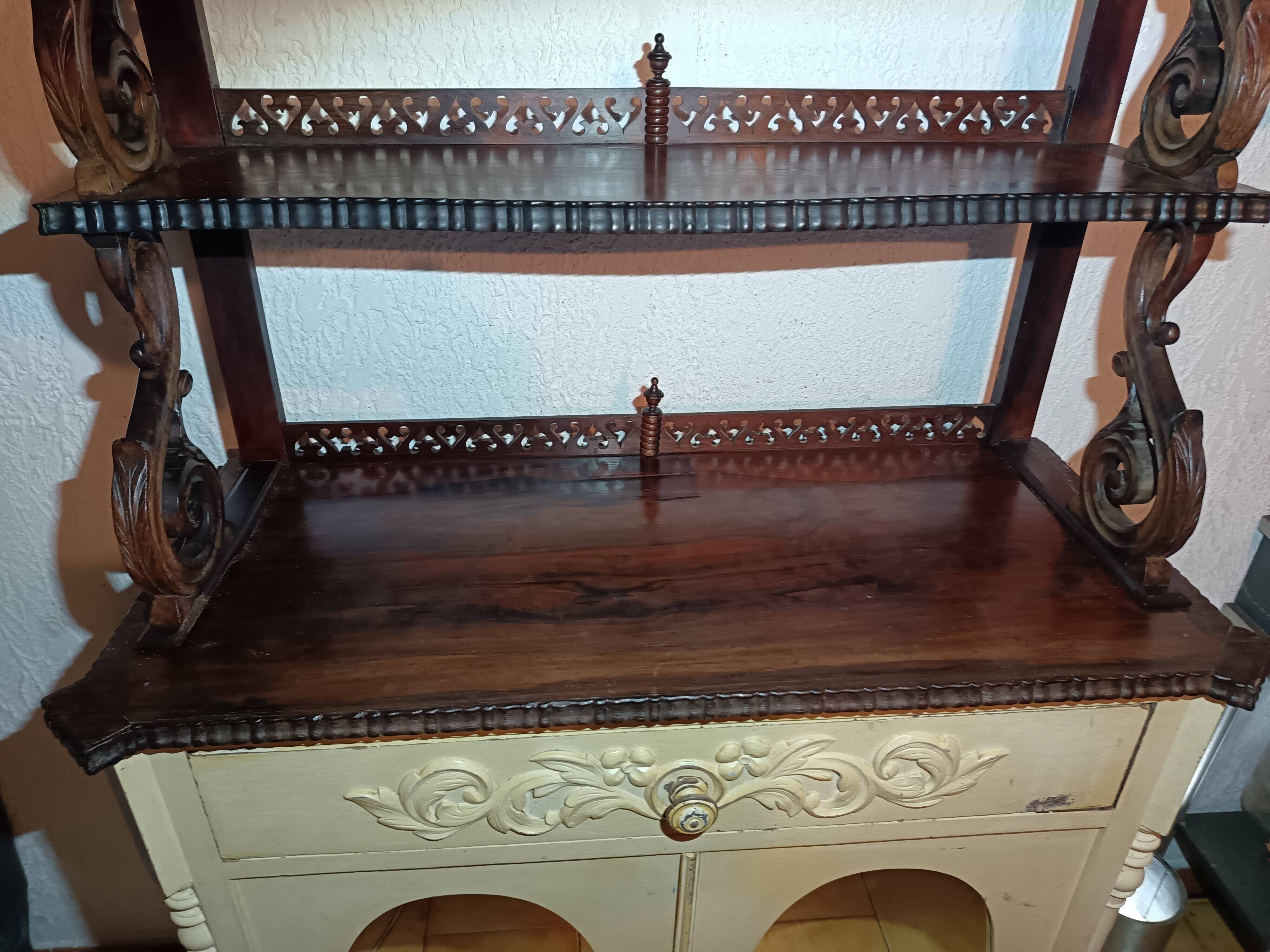Mahogany sideboard "Napoleon III / Victorian style" from the Baroque period.