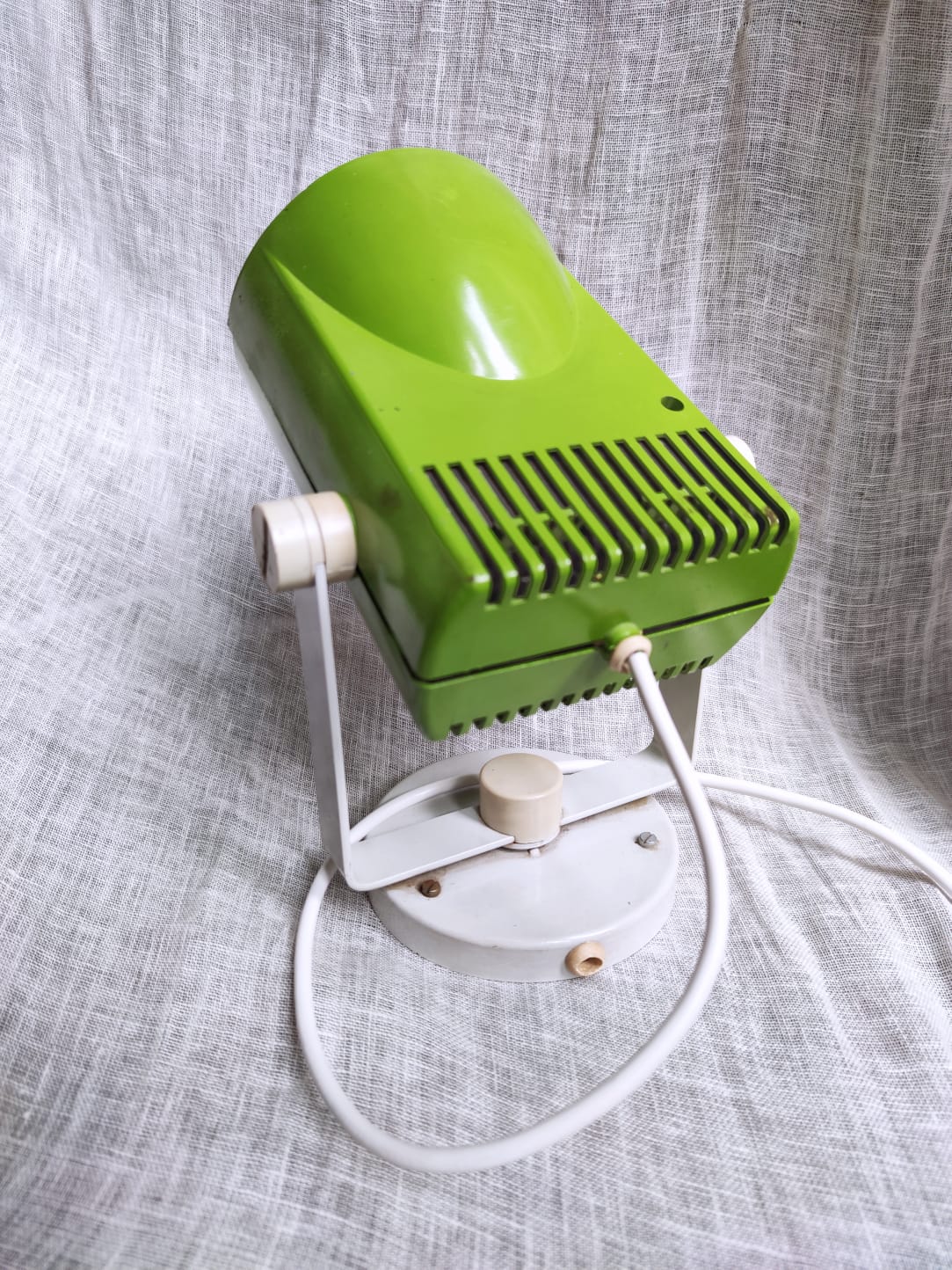 Apple green vintage metal table lamp