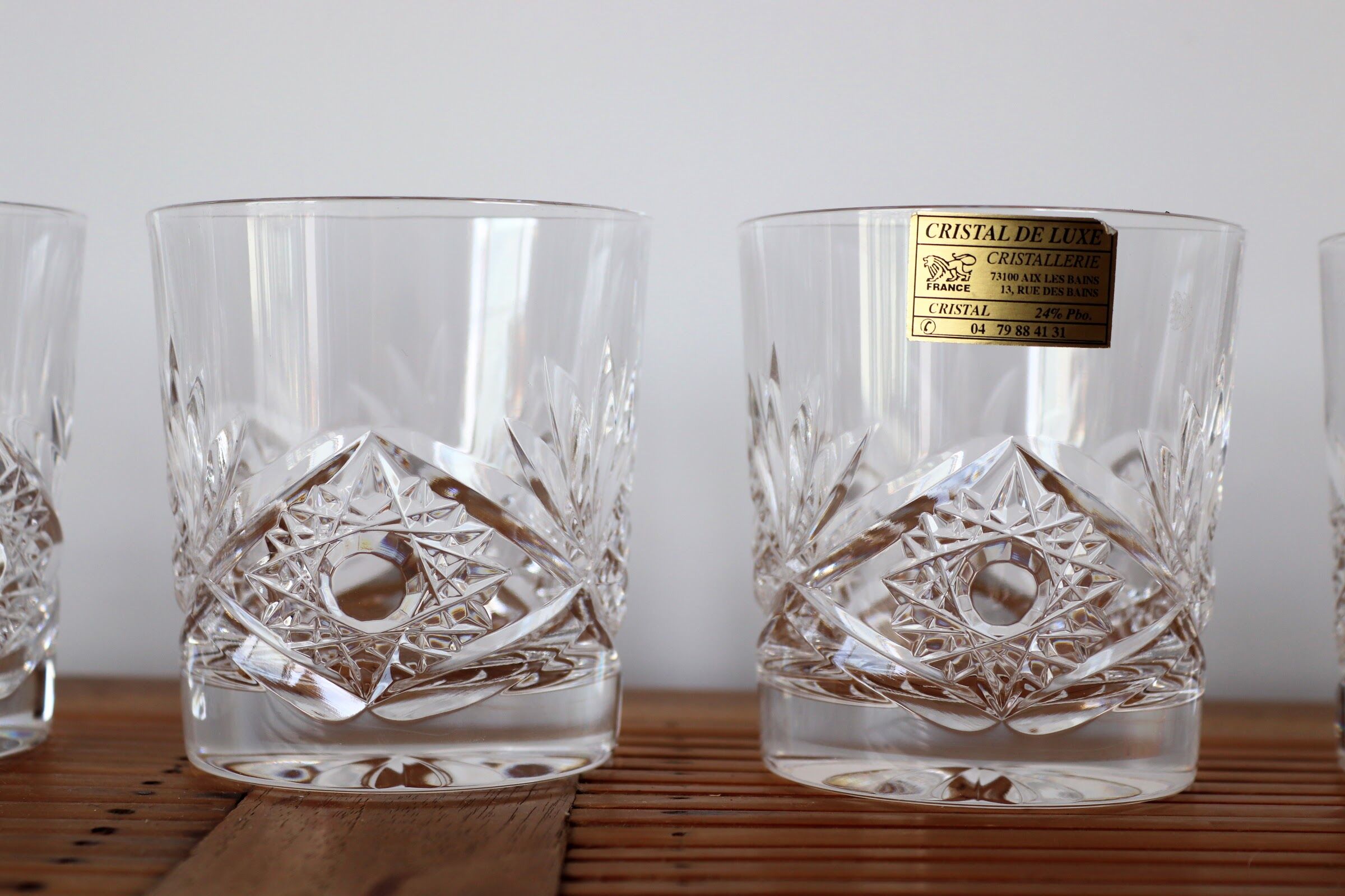 Set of 6 glasses in cut crystal of Aix les bains