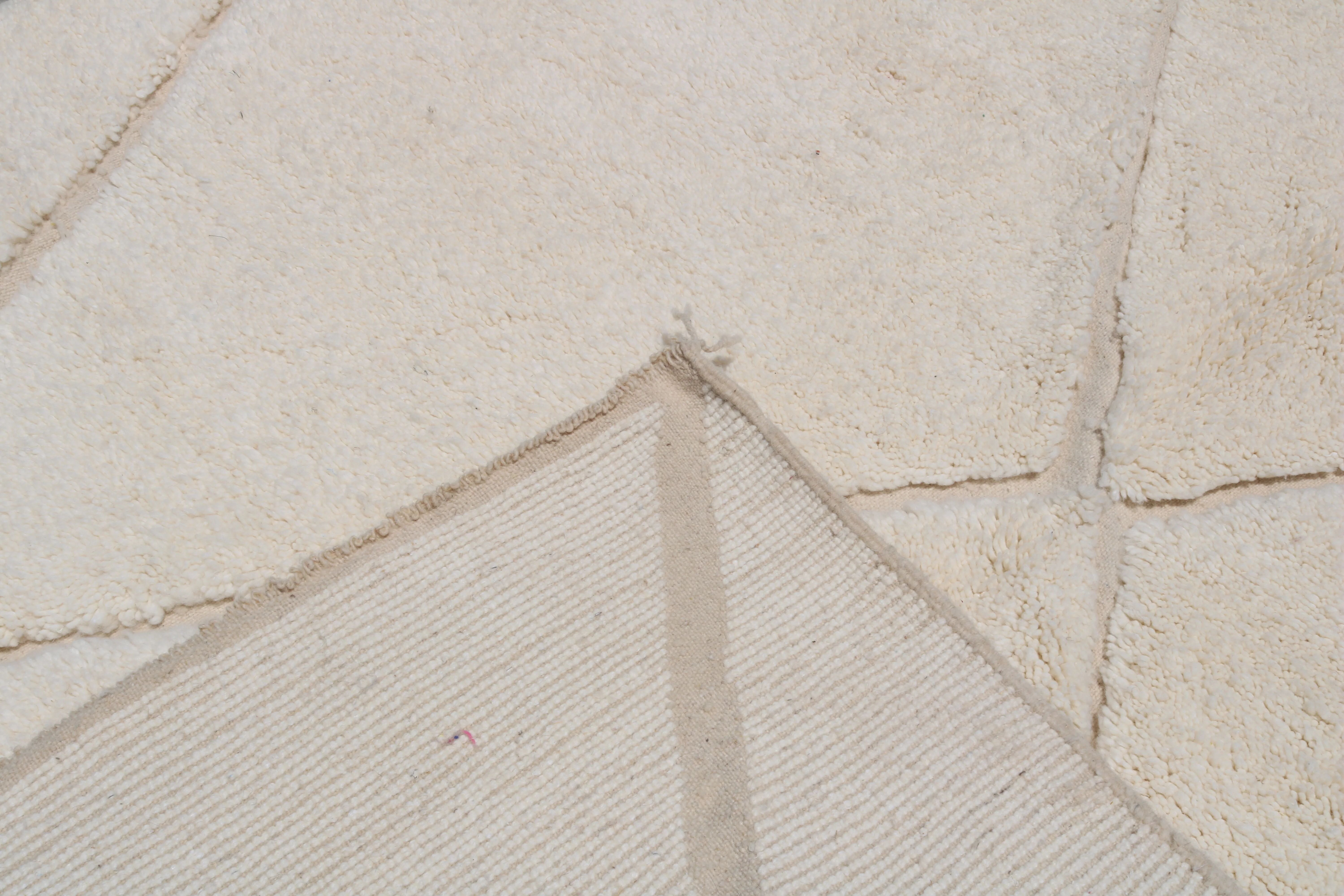 Grand tapis Beni Ouarain, 315 x 215 cm - G1027