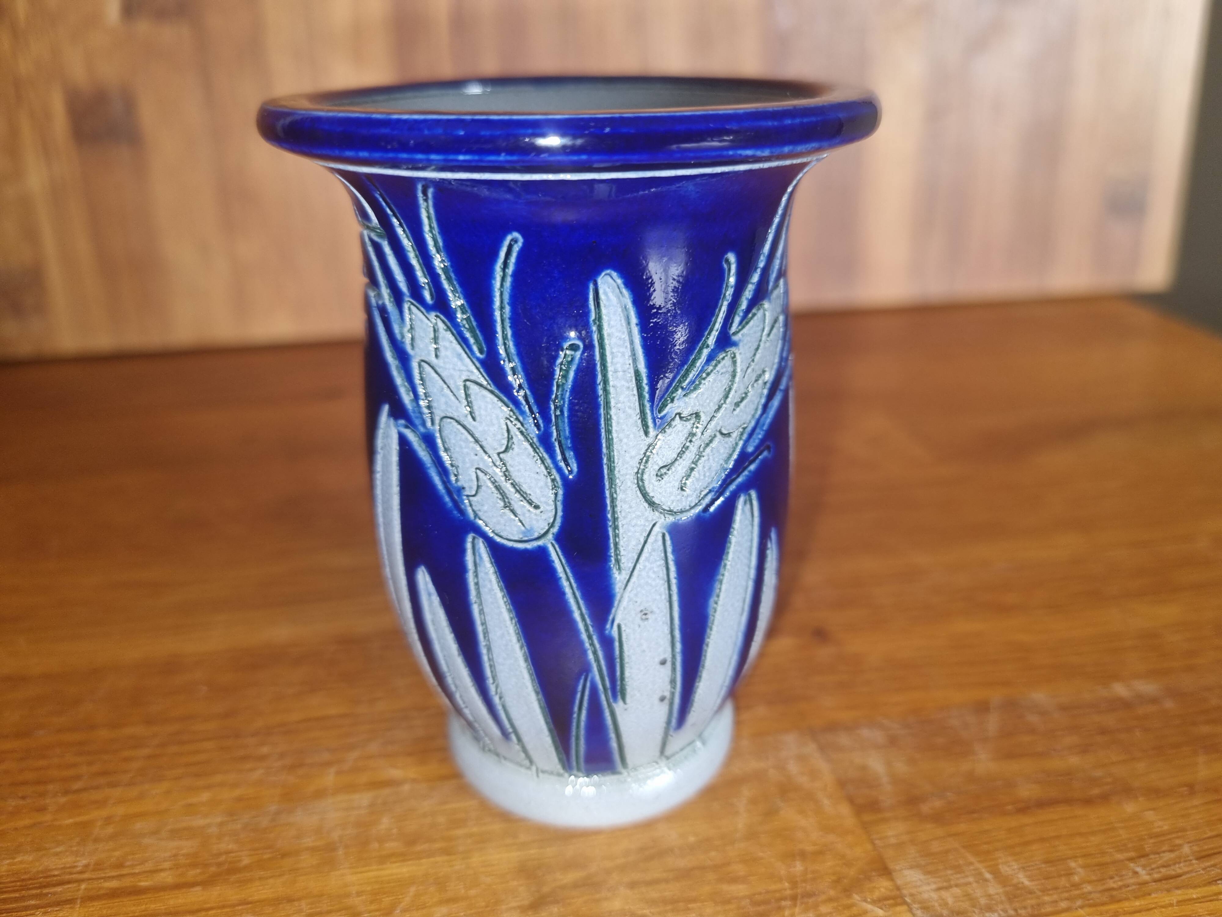 Small Burger Betschdorf vase, Alsace salt stoneware