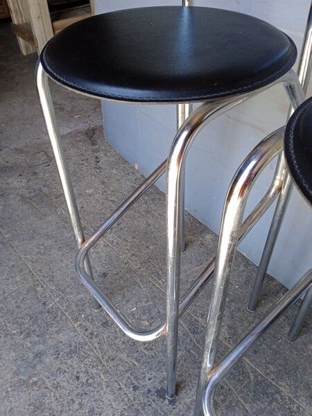 2 bar top stools metal chrome design 1980
