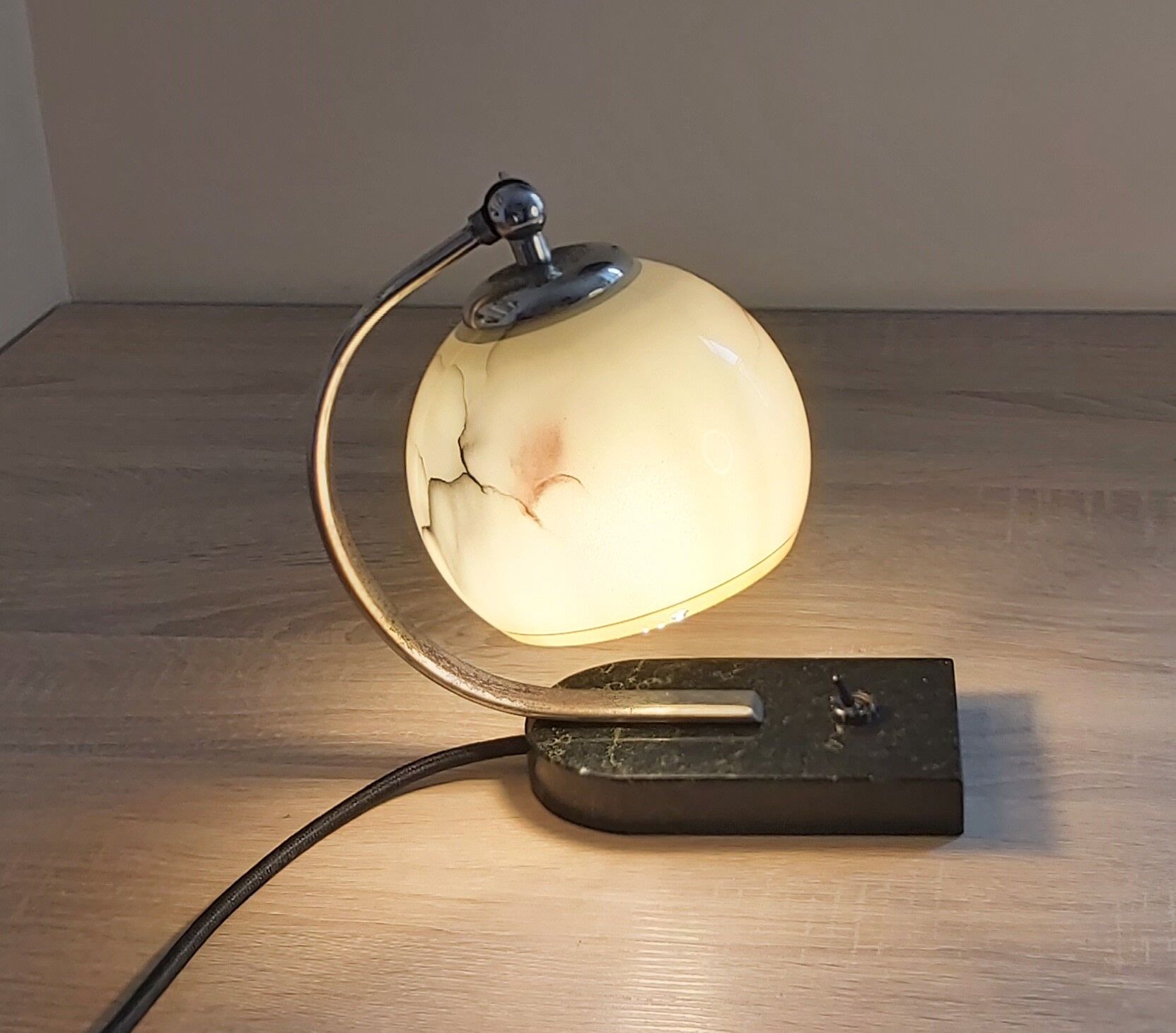 Art deco bedside lamp