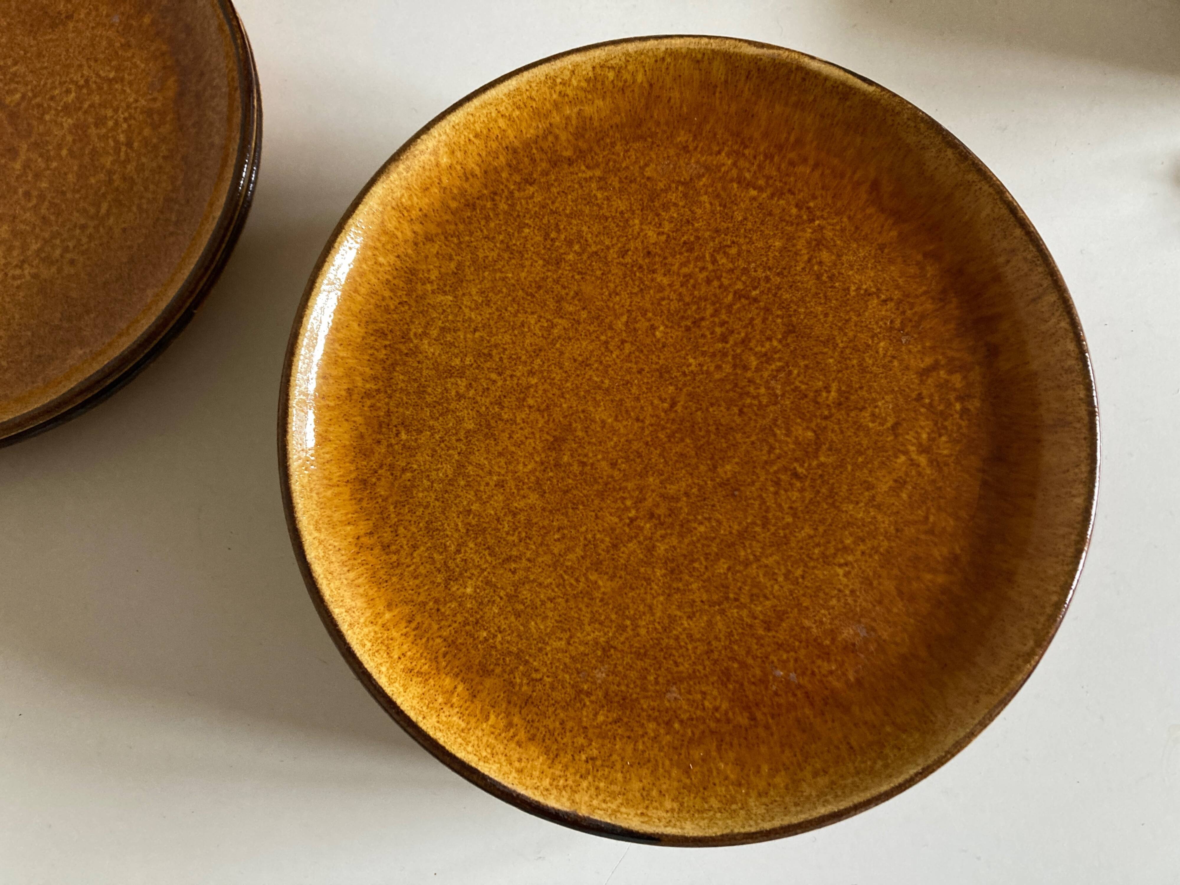 Set of 8 Dieulefit glazed earth plates workshop Mourre Milon 1970