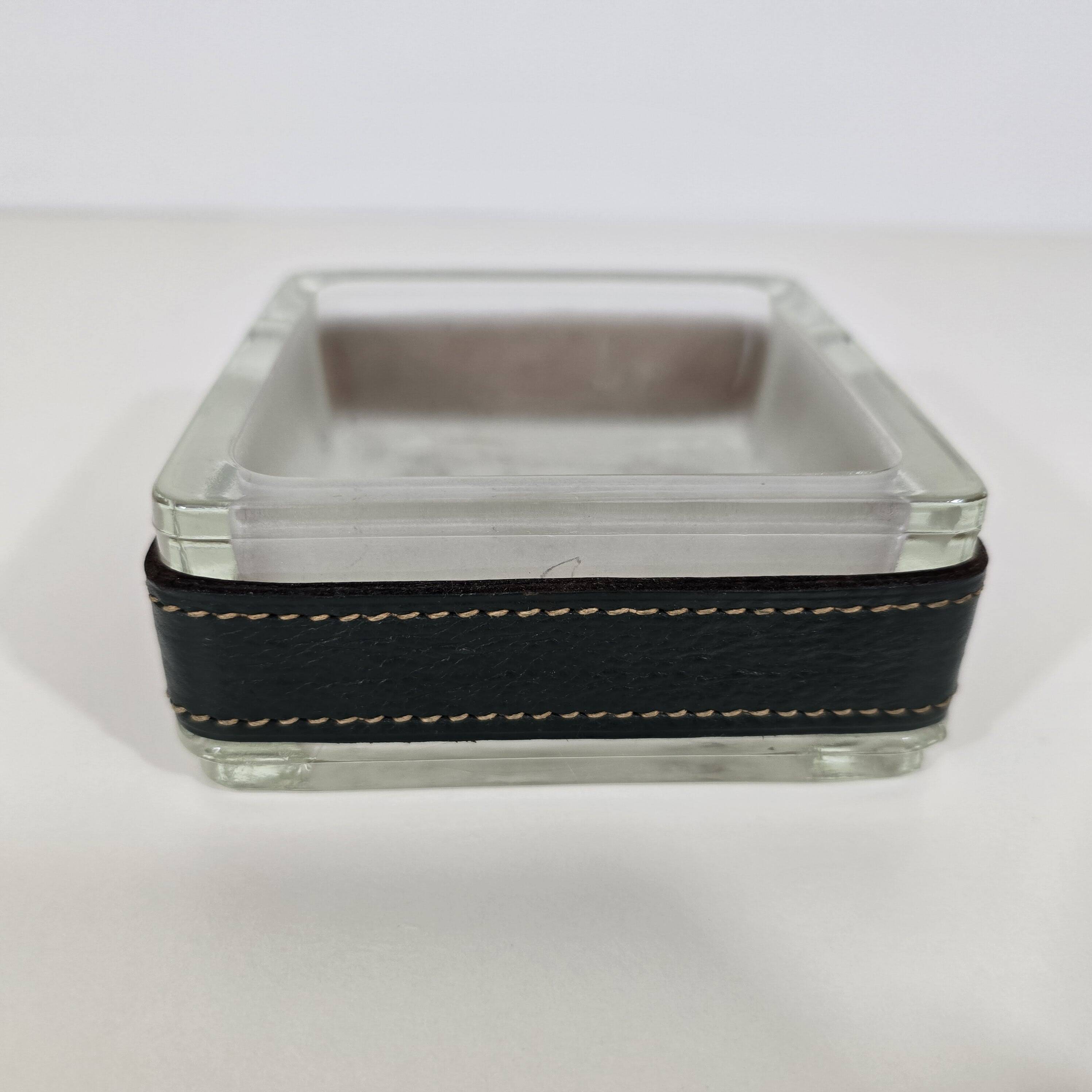 bowl empty pockets in glass with saddle-stitched leather