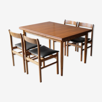Table and 4 chairs 60