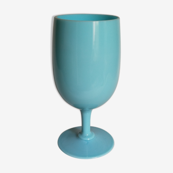 Vase à pied en opaline bleue vintage