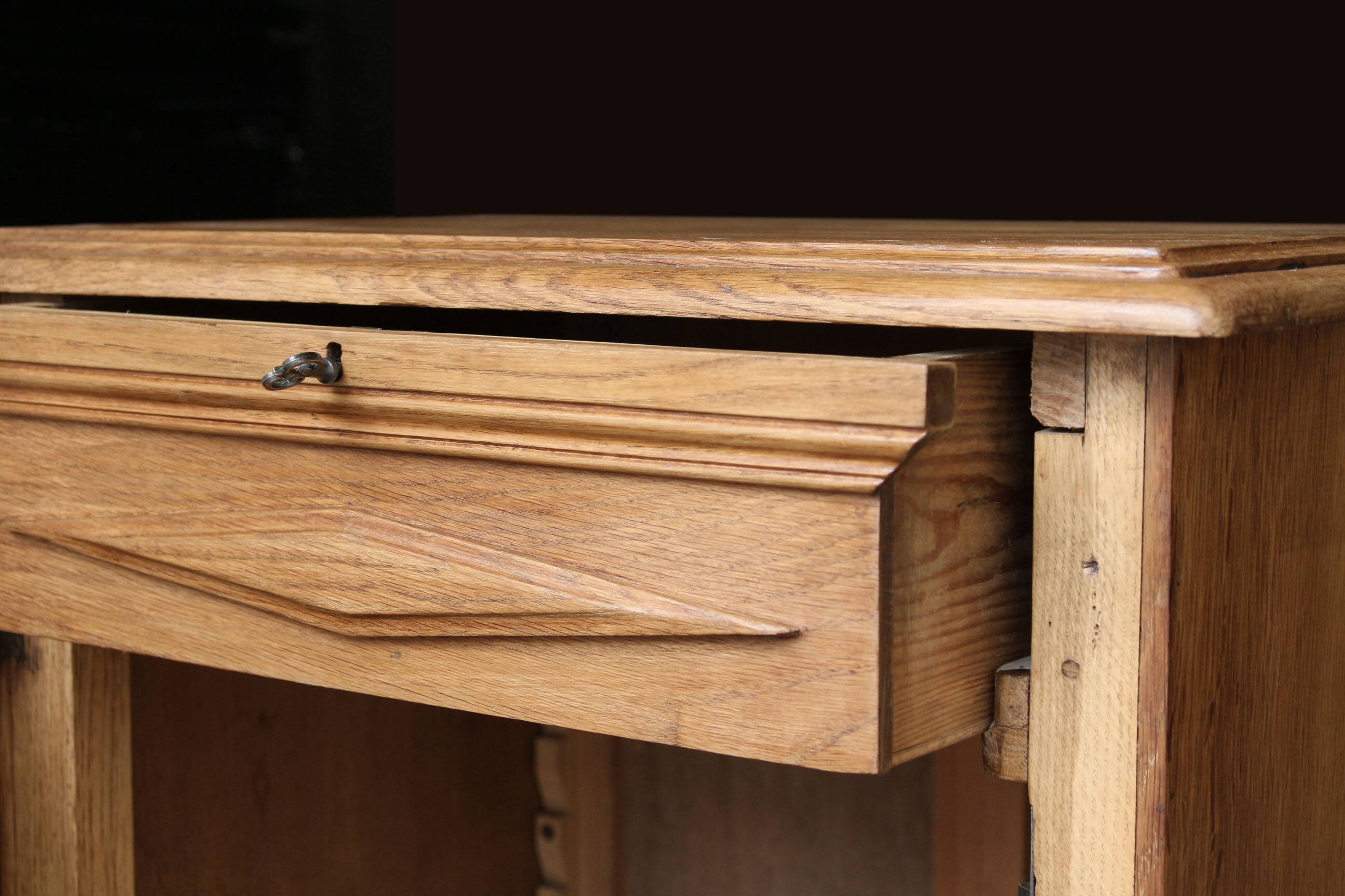 Art Deco jam cupboard in solid oak (circa 1930).