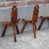 Set of 5 wooden tripod chairs