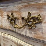 Commode Louis XV en chêne patinée