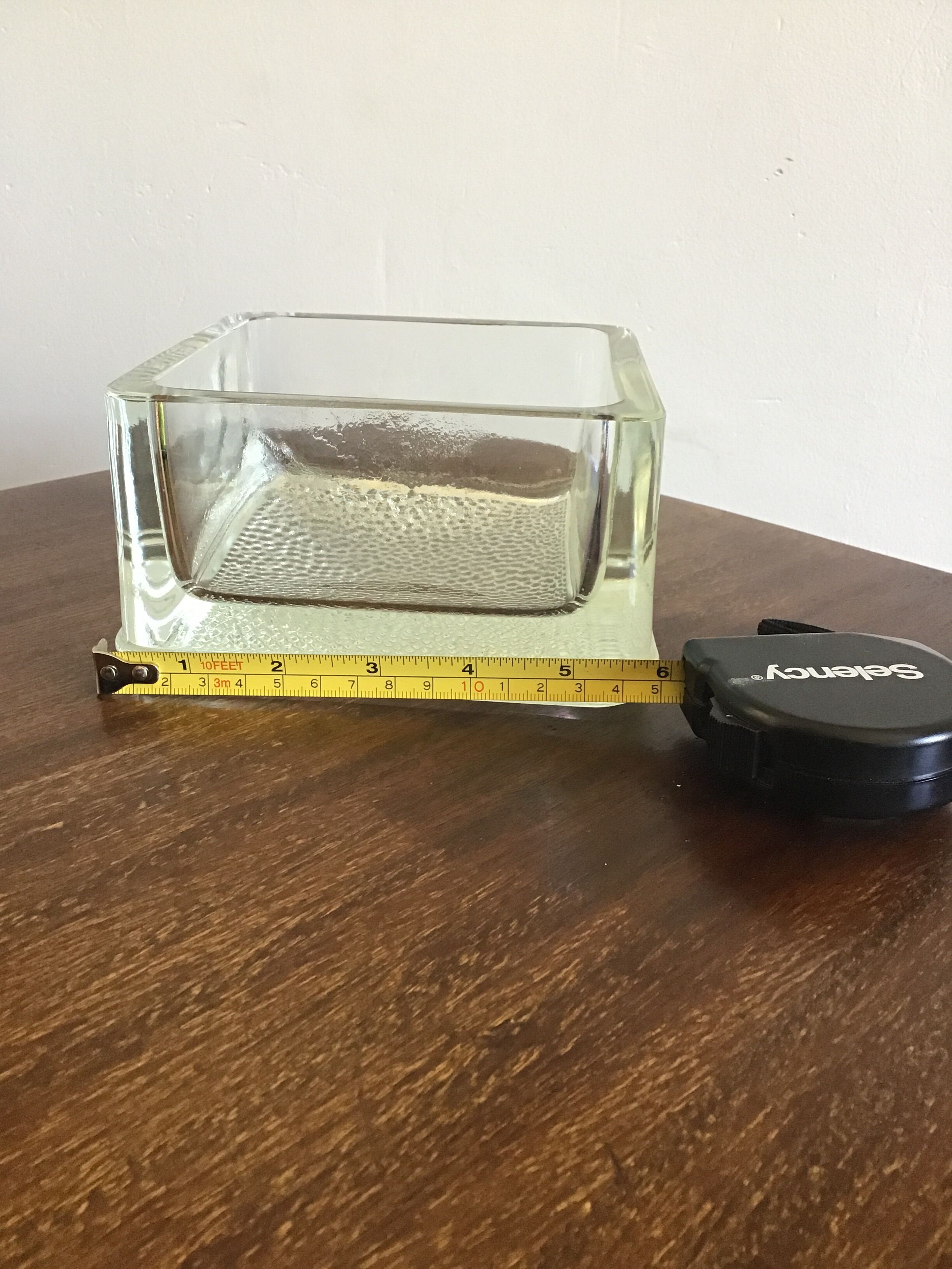 Vacuum pocket or ashtray Lumax.
