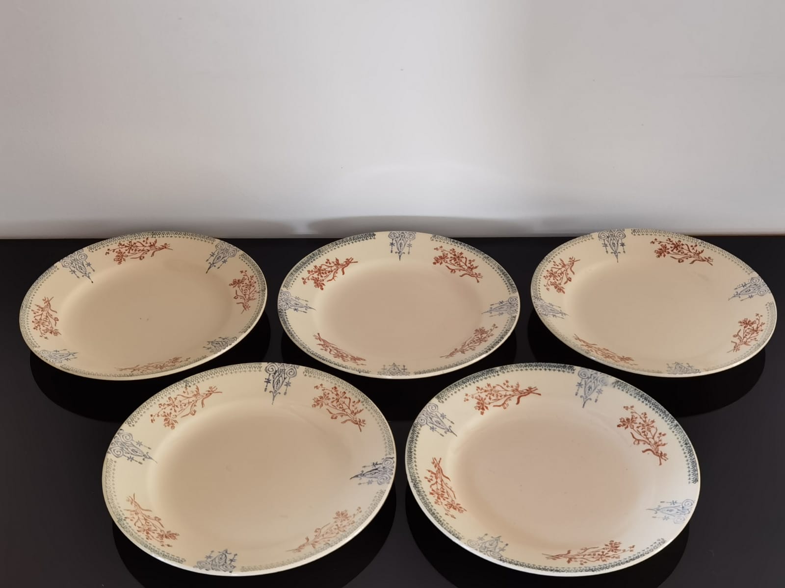 Set of semi-hollow plates Amandinoise St Amand vintage