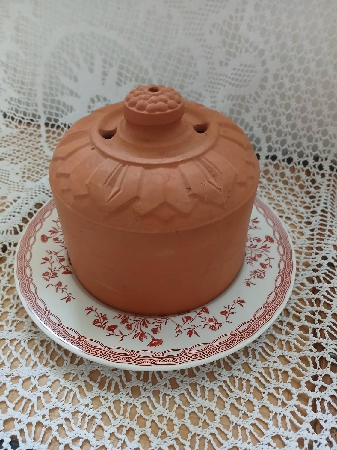 Terracotta butter dish with dome