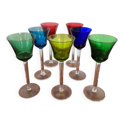 Verres à vin colorés en cristal Saint Louis