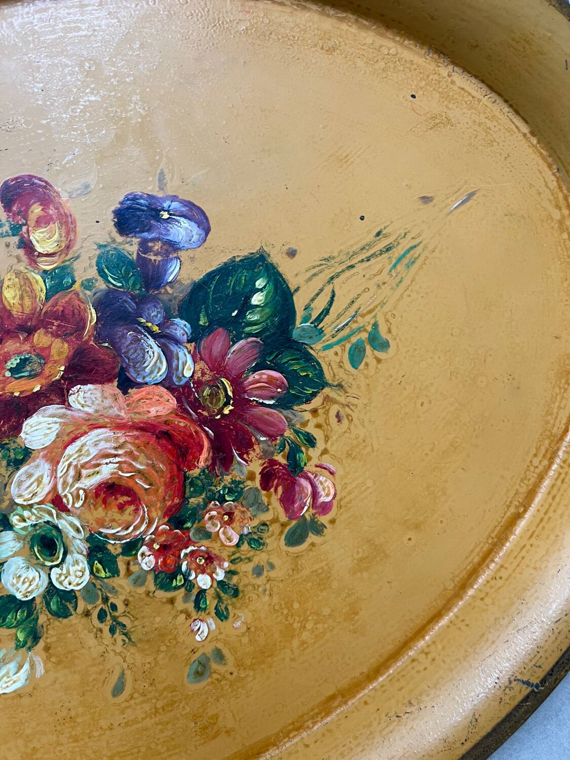 Old painted sheet metal tray