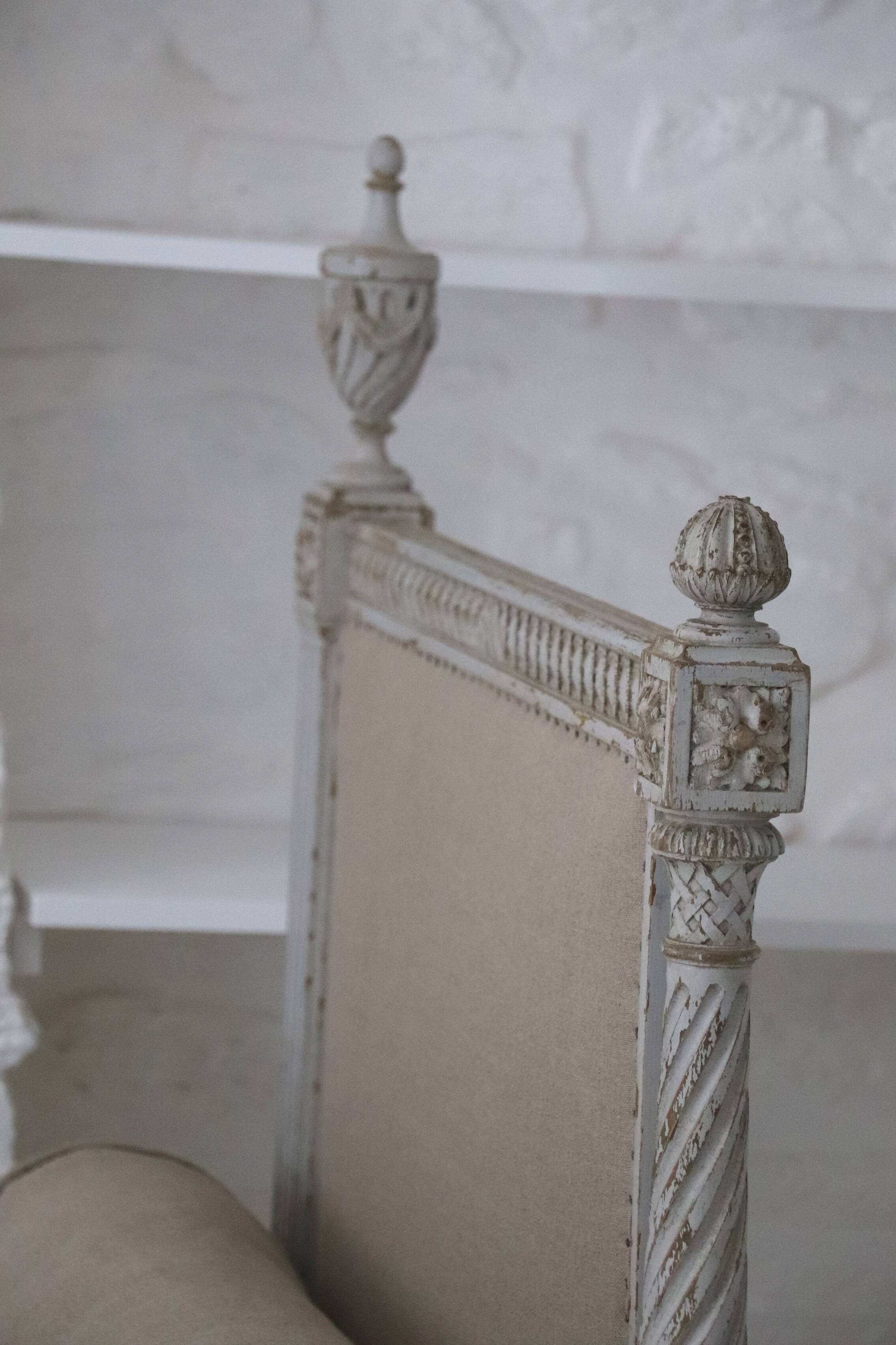 Resting bed - Louis XVI style bench reupholstered in linen