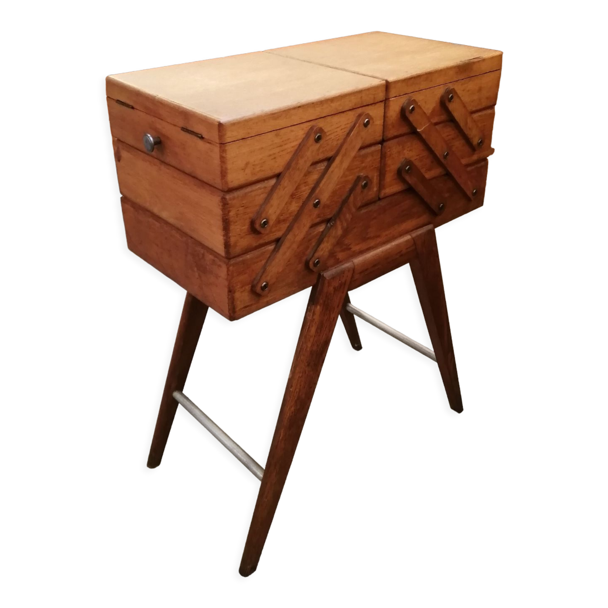 Worker sewing box feet compass