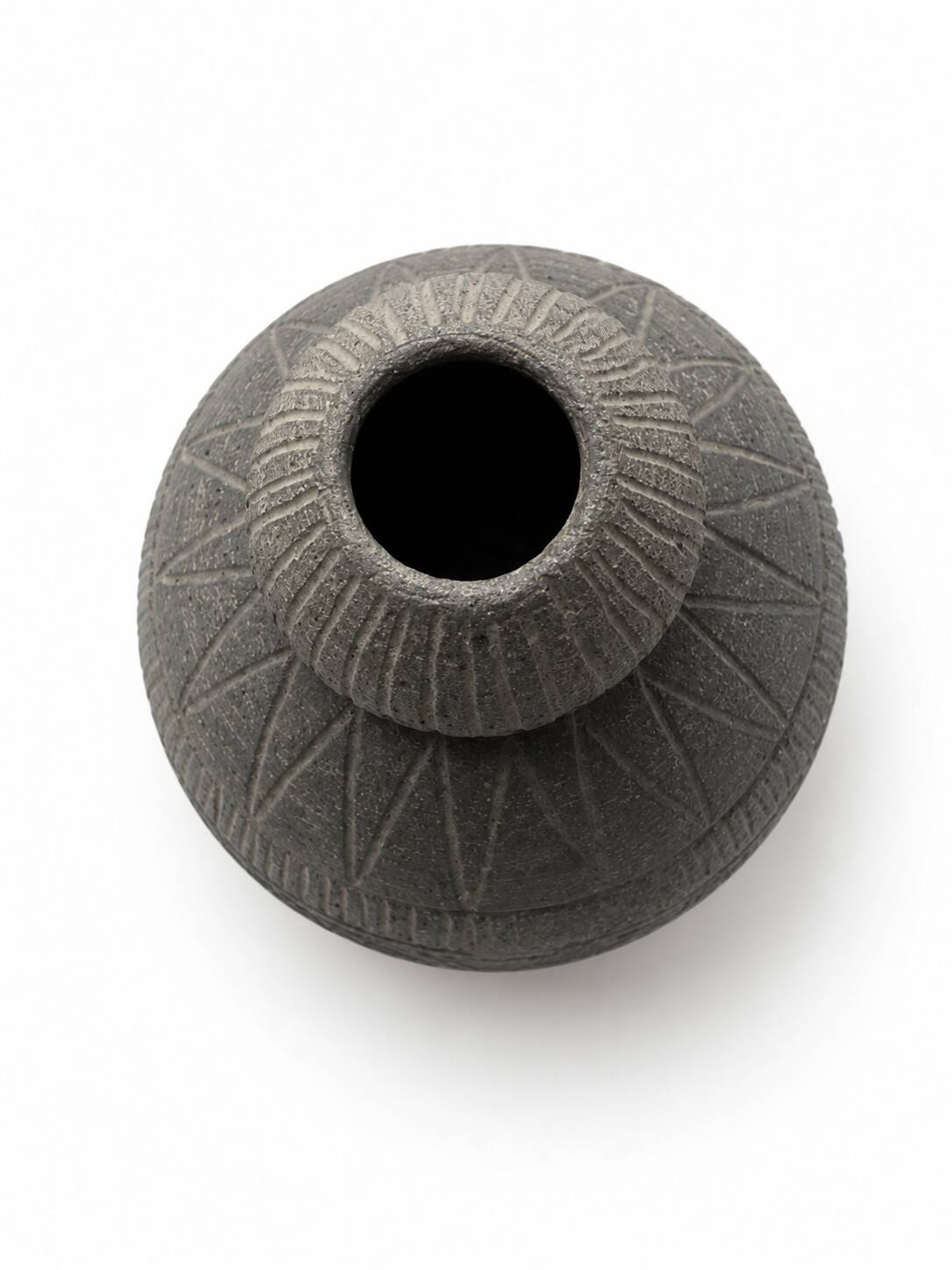 Brutalist single-flower vase in stoneware by Elsi Bourelius for Jie Gantofta, Sweden.
