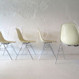 Set of 4 DCW fiber glass chairs