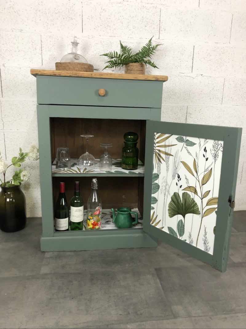 Old jam or extra furniture