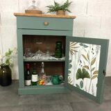 Old jam or extra furniture