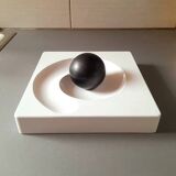 Cendrier SPIROS, Eleonore Peduzzi Riva pour Artemide, 1970.