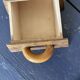 Lampe phare souvenir de Calais en bois