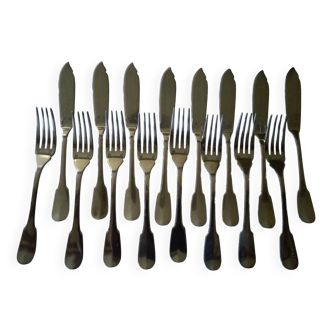 Ensemble de 8 couverts à poisson cristofle france modèle cluny uniplat