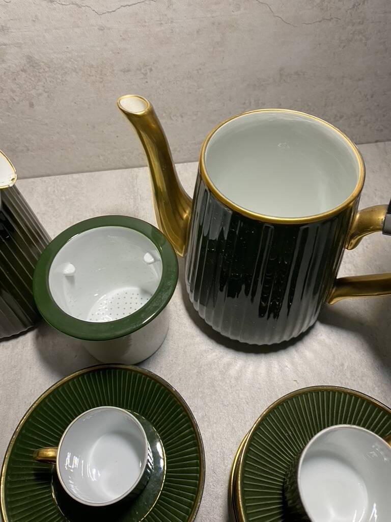 Vintage coffee and dessert service in green porcelain with gilding – 25 pieces