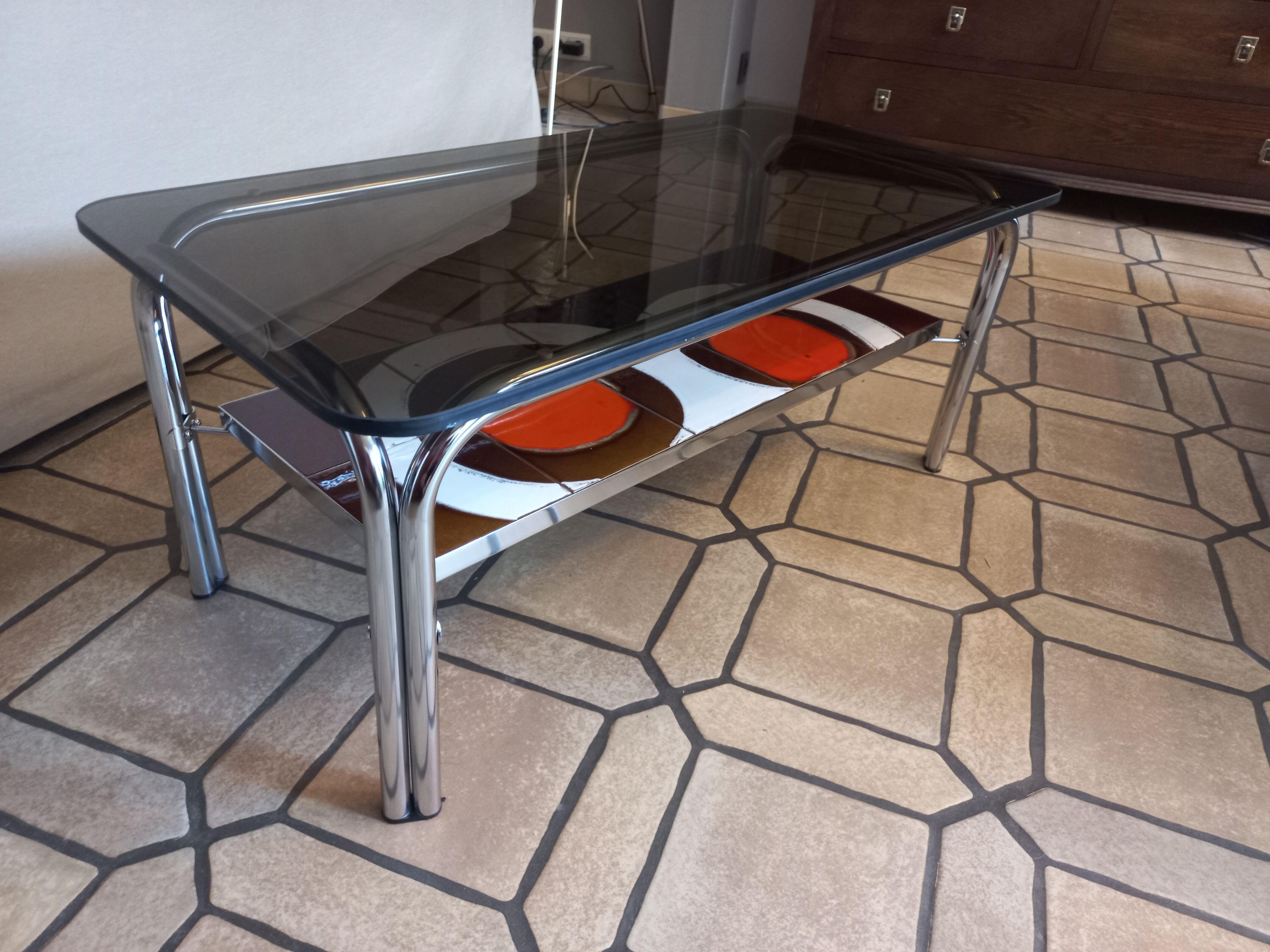 Vintage coffee table in ceramic and smoked glass