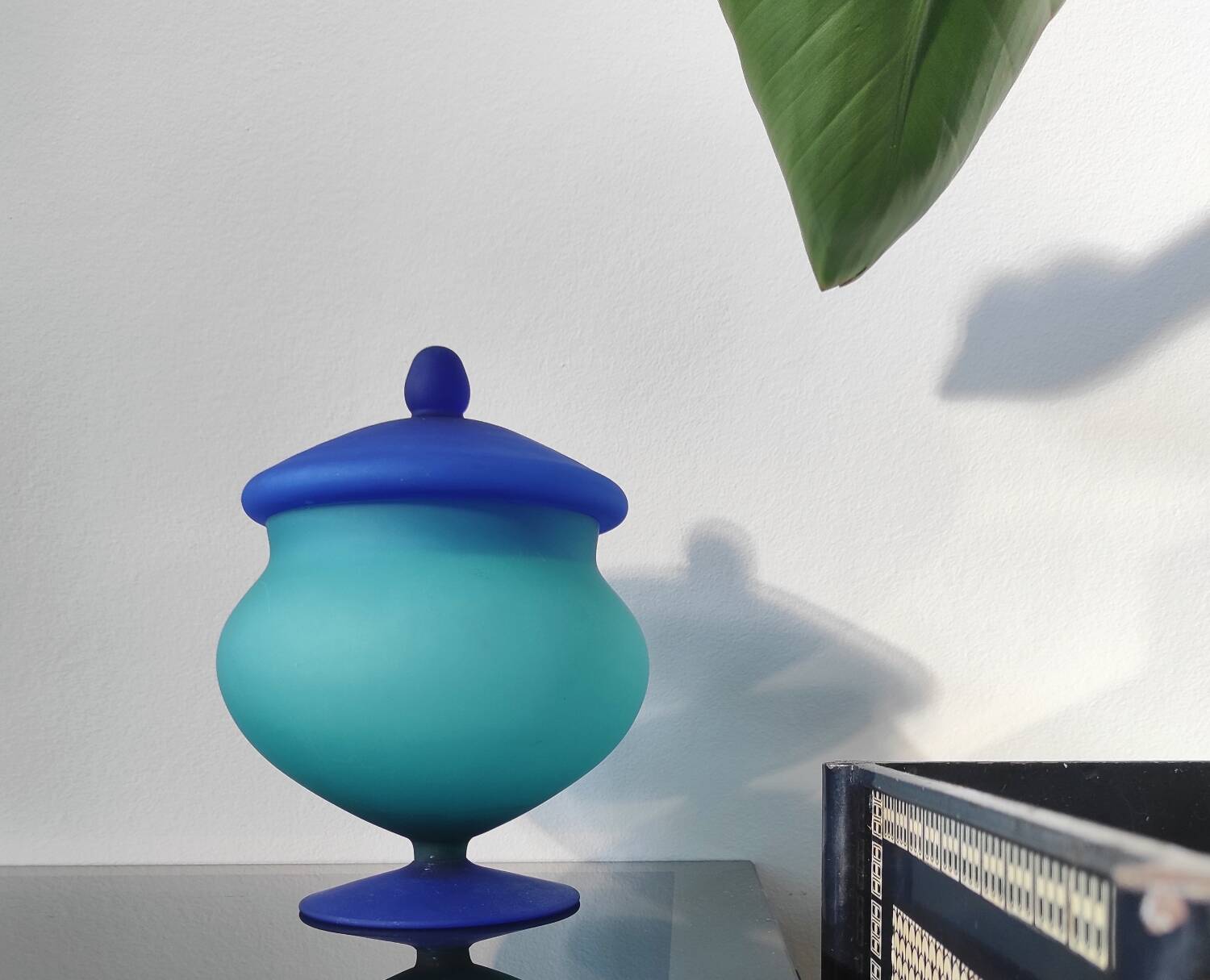 Frosted glass bonbonnière "Carlo Moretti"